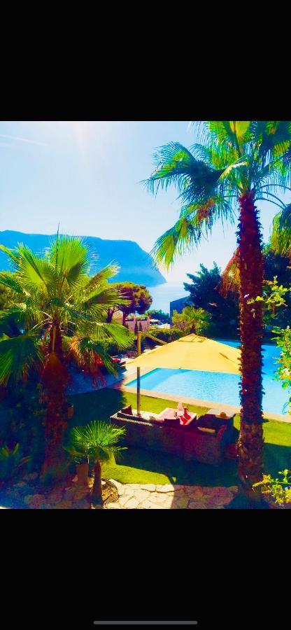 Astoria Villa Maison D Hotes Studio Vue Mer Avec Piscine Cassis Buitenkant foto